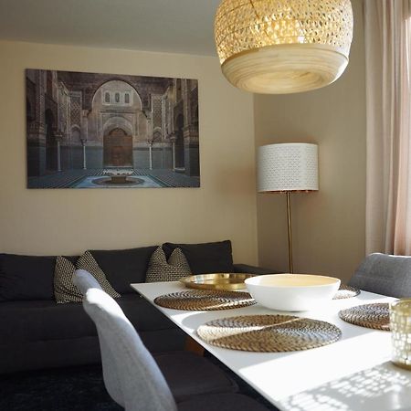 Ferienwohnung Unique: Cozy - Balcony - Kitchen - Netflix BRE Exterior foto