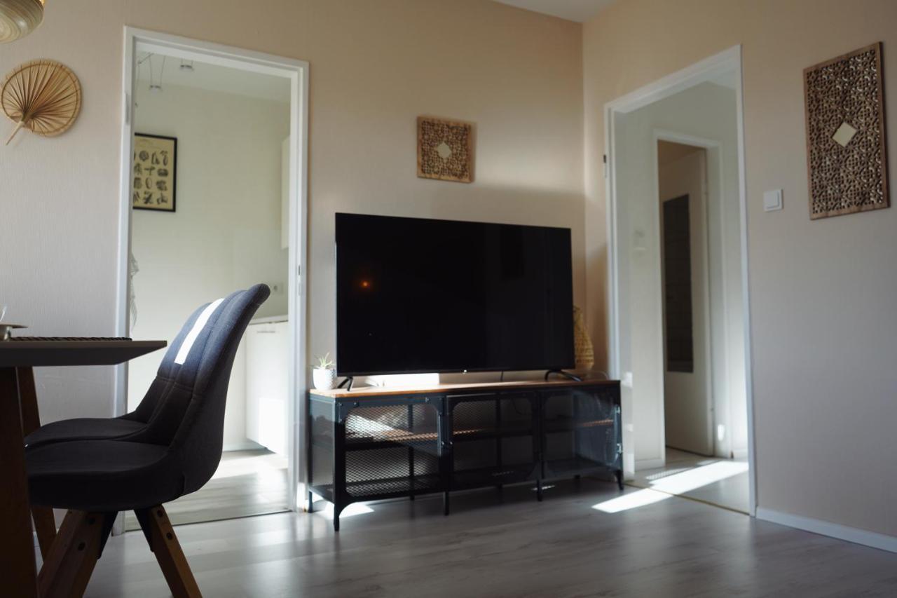 Ferienwohnung Unique: Cozy - Balcony - Kitchen - Netflix BRE Exterior foto